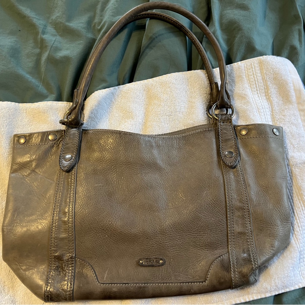 Frye Brand Melissa Tote Ice Color